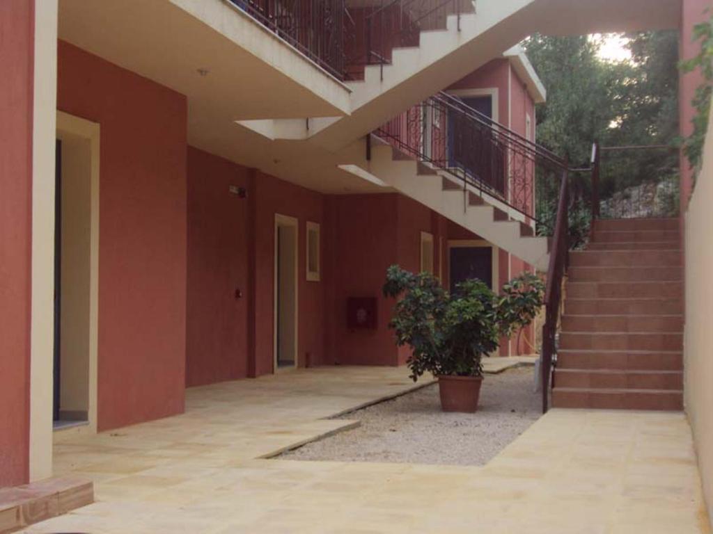 Anna Studios Lourdata  Exterior foto